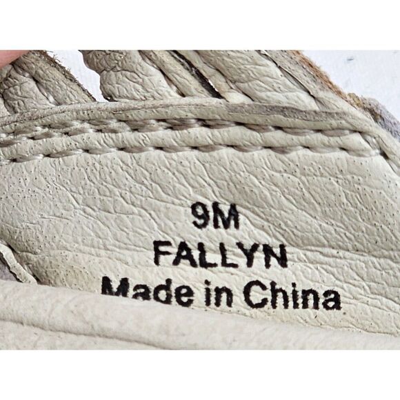 Vionic Fallyn Cream Toe Post Orthotic Arch Support Suede Sandal Womens Size 9 - Picture 6 of 7